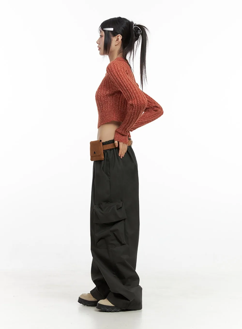 Slim-Fit Collared Zip Crop Top IO430